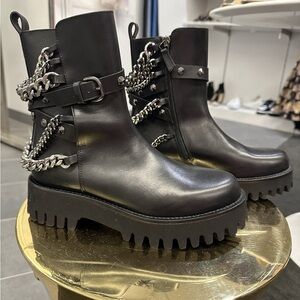 CASADEI CHAIN EMBELLISHED LEATHER BOOTS